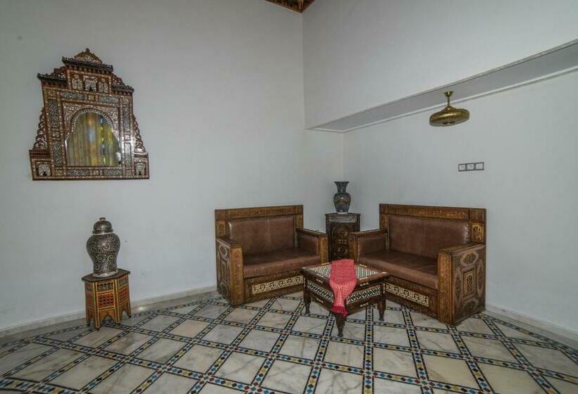 سوییت با چشم‌انداز باغ, Riad Fez Mahal