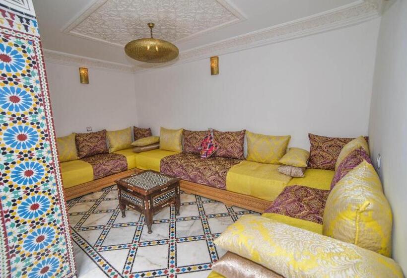 اتاق لوکس با بالکن, Riad Fez Mahal