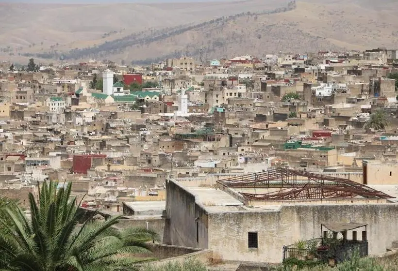 اتاق لوکس با بالکن, Riad Fez Mahal