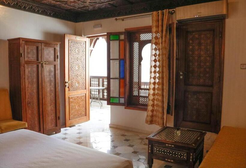 اتاق لوکس با بالکن, Riad Fez Mahal