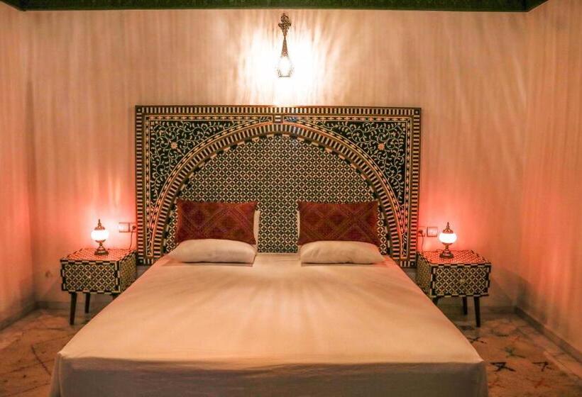 اتاق لوکس با بالکن, Riad Fez Mahal