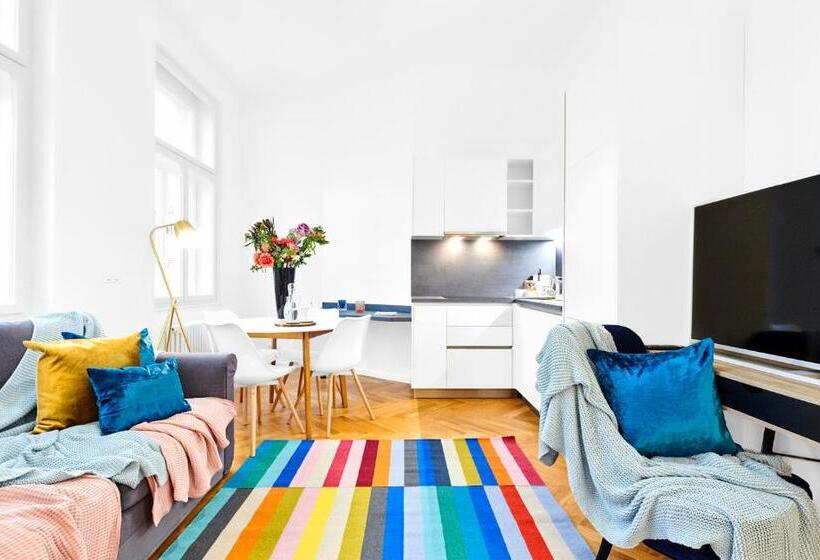 استودیوی استاندارد, Residence Dlouha   Old Town