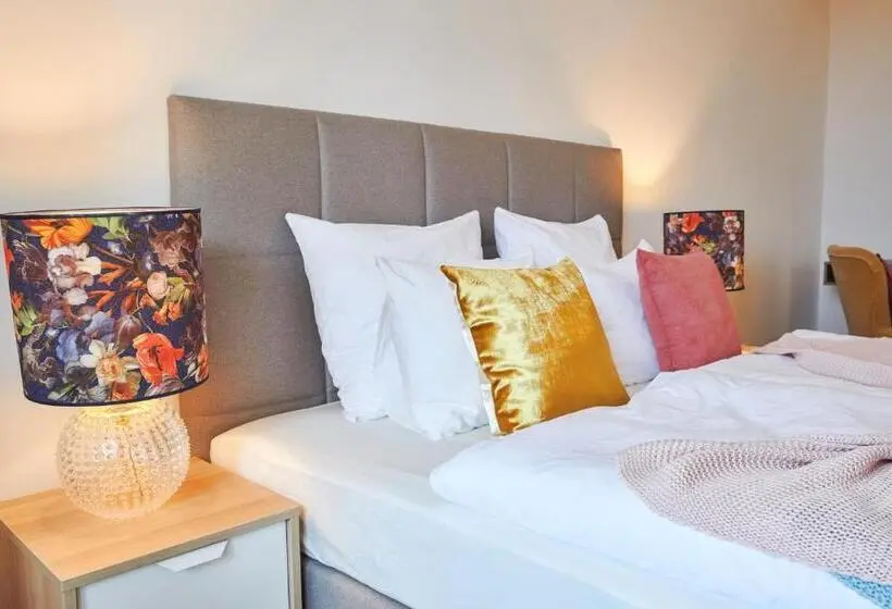 Huoneisto 3 Makuuhuonetta, Residence Dlouha Old Town