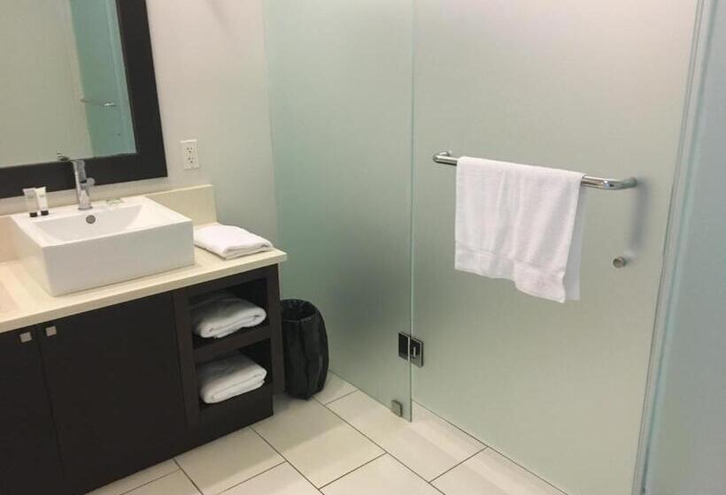 דירת שלושה חדרים, Doral 2 Story Villa 3 Bed 4 Bath At Provident Doral At The Blue Miami