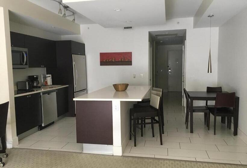 דירת שלושה חדרים, Doral 2 Story Villa 3 Bed 4 Bath At Provident Doral At The Blue Miami