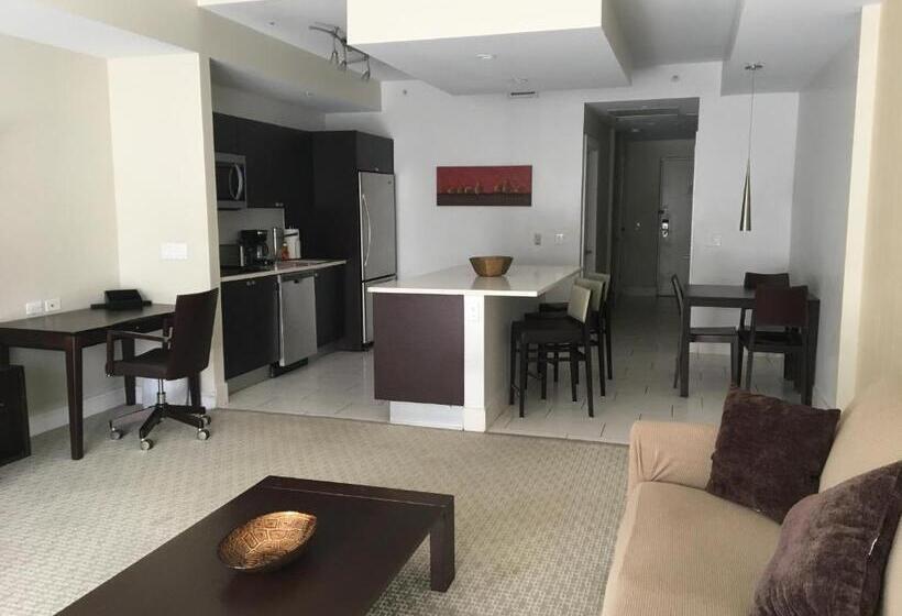 דירת שלושה חדרים, Doral 2 Story Villa 3 Bed 4 Bath At Provident Doral At The Blue Miami