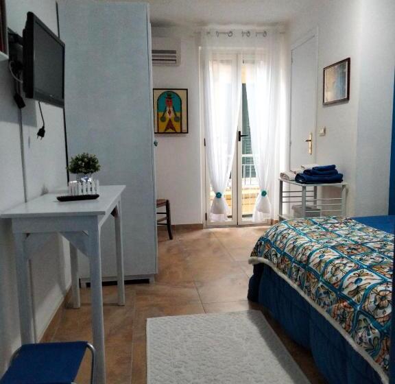 スタンダードルーム, B&b Al Quindici Scilla
