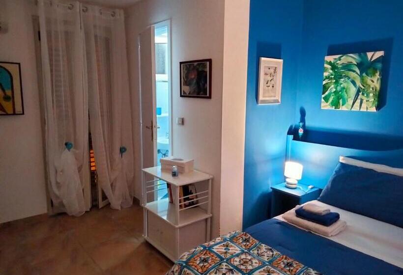 スタンダードルーム, B&b Al Quindici Scilla