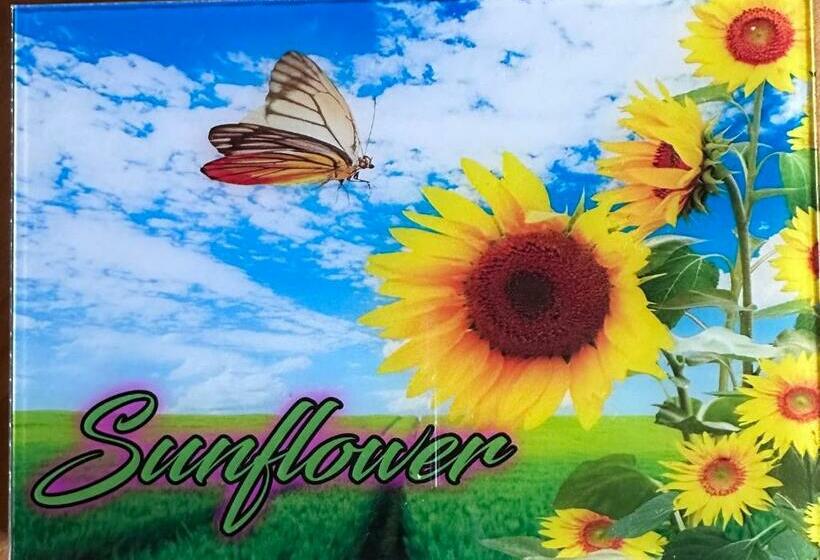 Номер Deluxe, Falling Waters