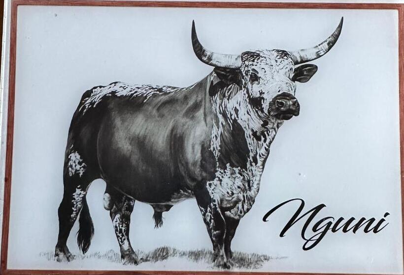 Номер Deluxe, Falling Waters