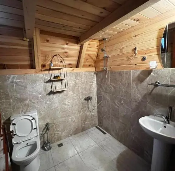 デラックスバンガロー, Serintepe Bungalov