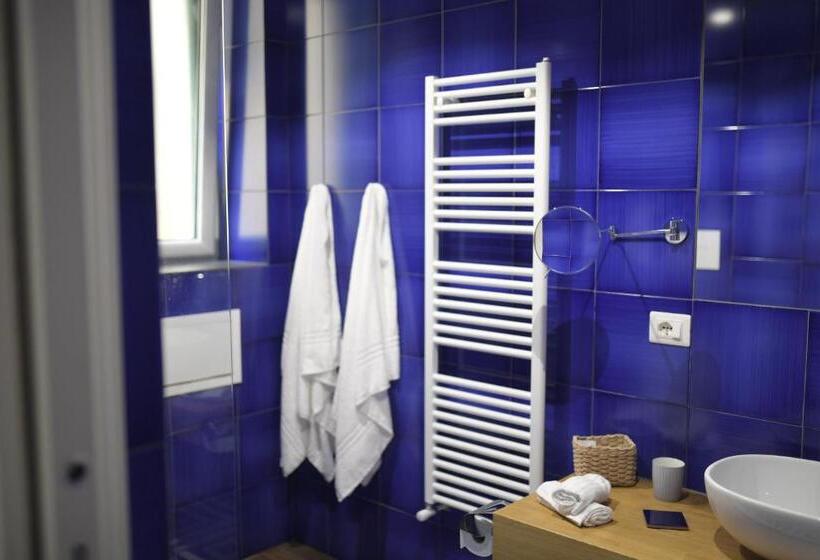 اتاق استاندارد سه تخته با بالکن, La Memolina B&b