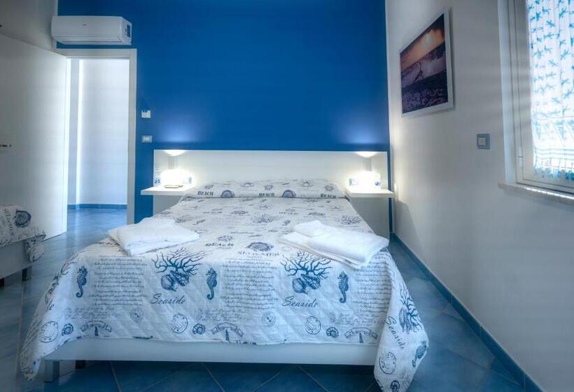 اتاق لوکس با تخت بزرگ, B&b Stella Marina