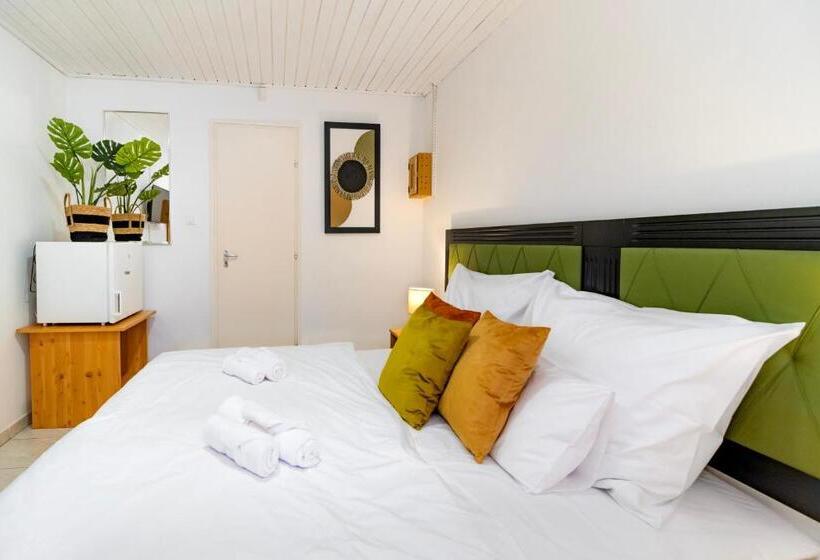 غرفة قياسية, Hagyma Panzió