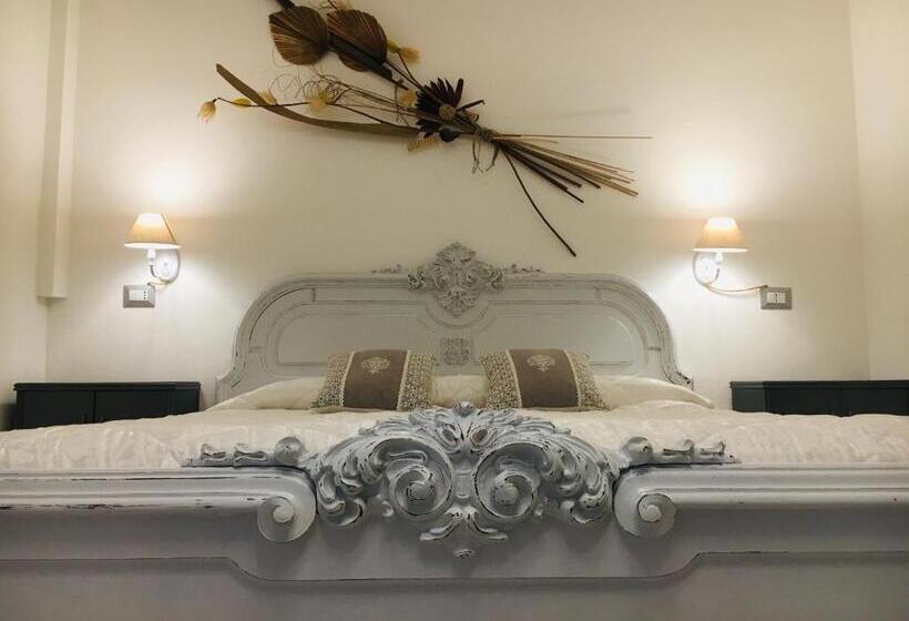 Стандартный внешний трехместный номер с ванной комнатой, B&b Shardana