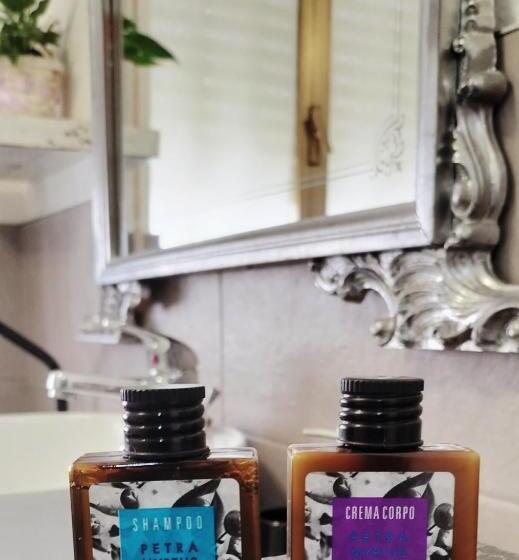 חדר סטנדרט טריפל חדר רחצה חיצוני, B&b Shardana