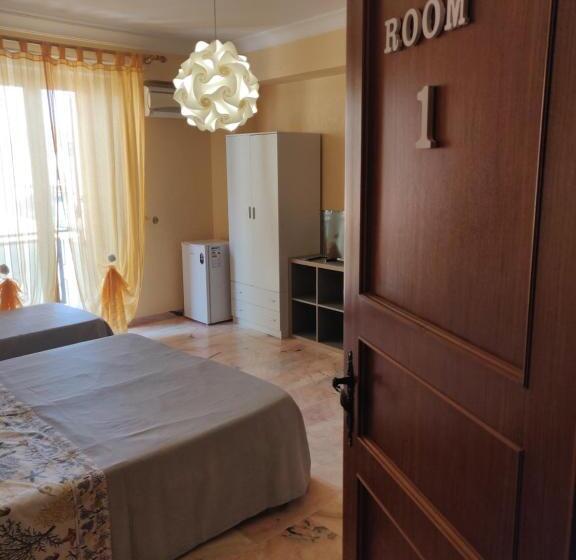 اتاق استاندارد چهار تخته, Bed & Breakfast Casa Vittoria