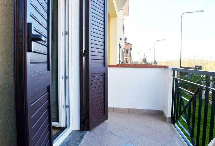 اتاق استاندارد, Bed & Breakfast Domus Pepe Scalea