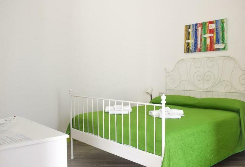 اتاق استاندارد, Bed & Breakfast Domus Pepe Scalea