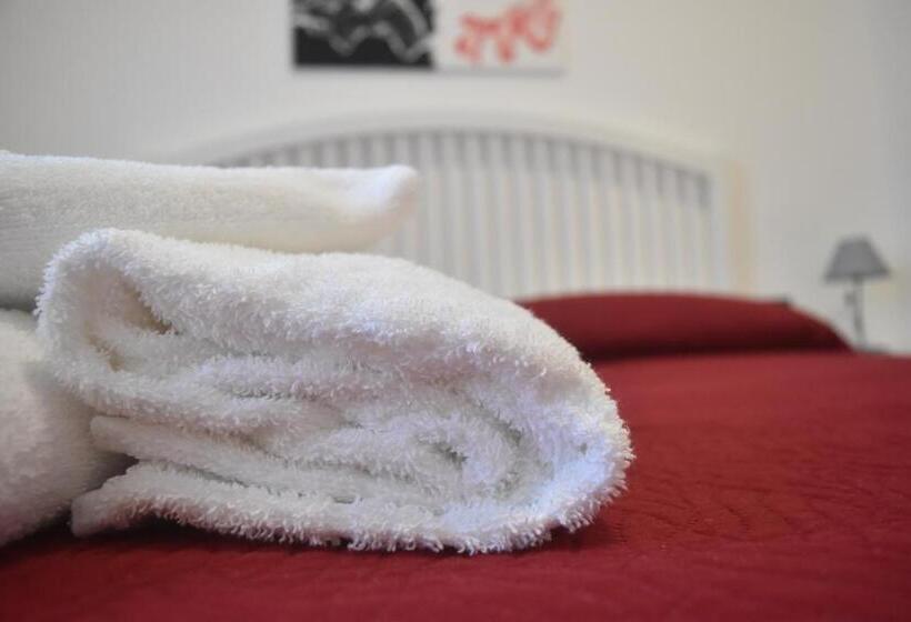 اتاق استاندارد, Bed & Breakfast Domus Pepe Scalea