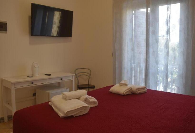 اتاق استاندارد, Bed & Breakfast Domus Pepe Scalea