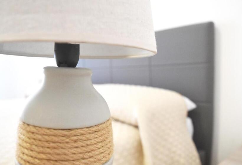 اتاق راحتی سه تخته, Bed & Breakfast Domus Pepe Scalea