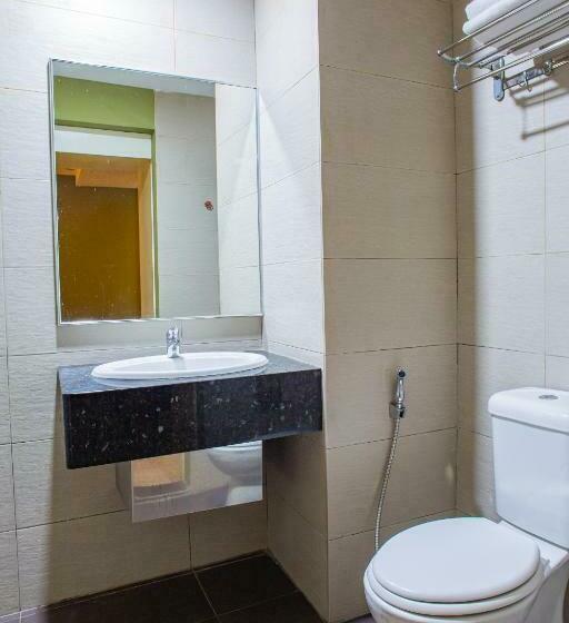 스탠다드 룸 킹사이즈 침대, 101 Permas Jaya