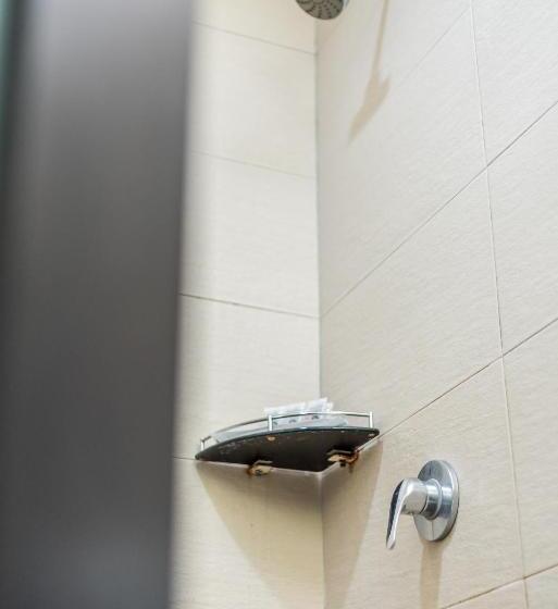 스탠다드 싱글 룸, 101 Permas Jaya