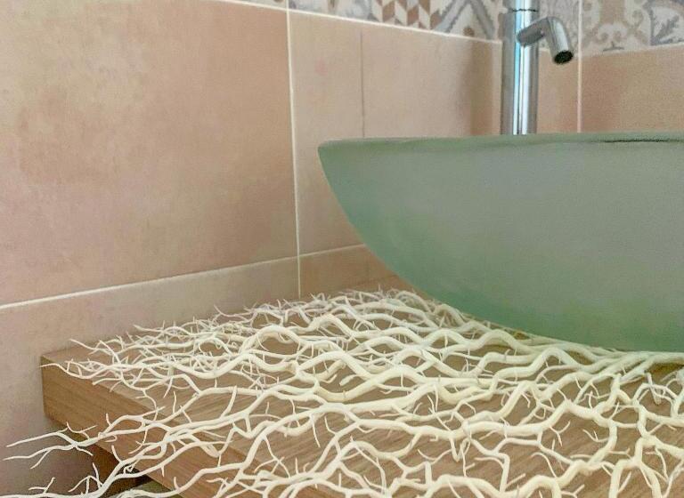 اتاق استاندارد با تخت بزرگ, Trentova Special Rooms Locazione Turistica