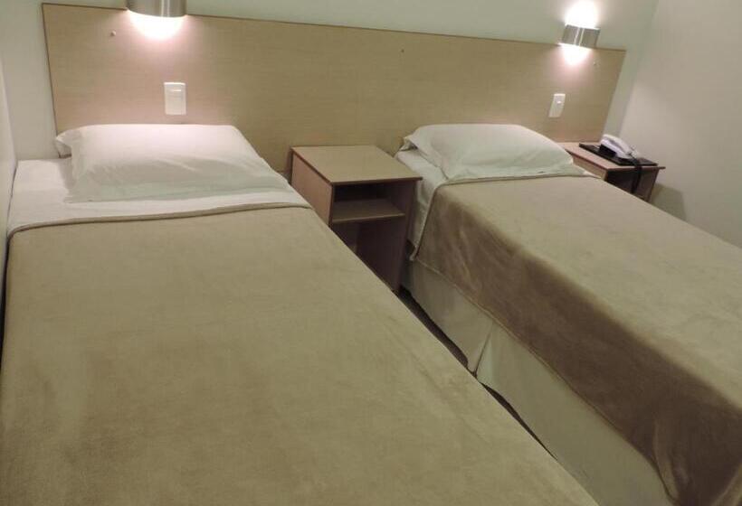 اتاق لوکس با بالکن, Costa Balena Piscina Aquecida Coberta