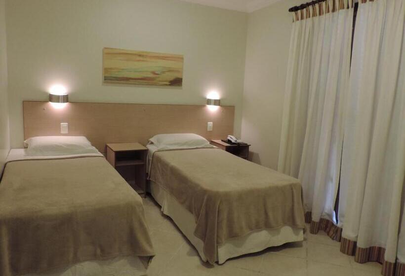 اتاق لوکس با بالکن, Costa Balena Piscina Aquecida Coberta