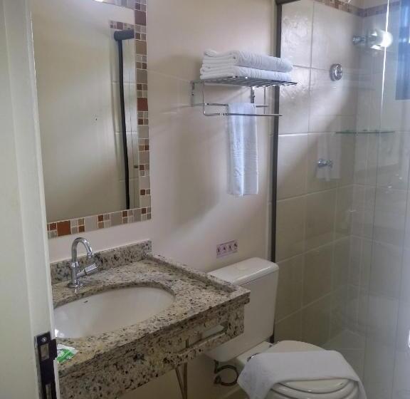 اتاق لوکس سه تخته, Costa Balena Piscina Aquecida Coberta