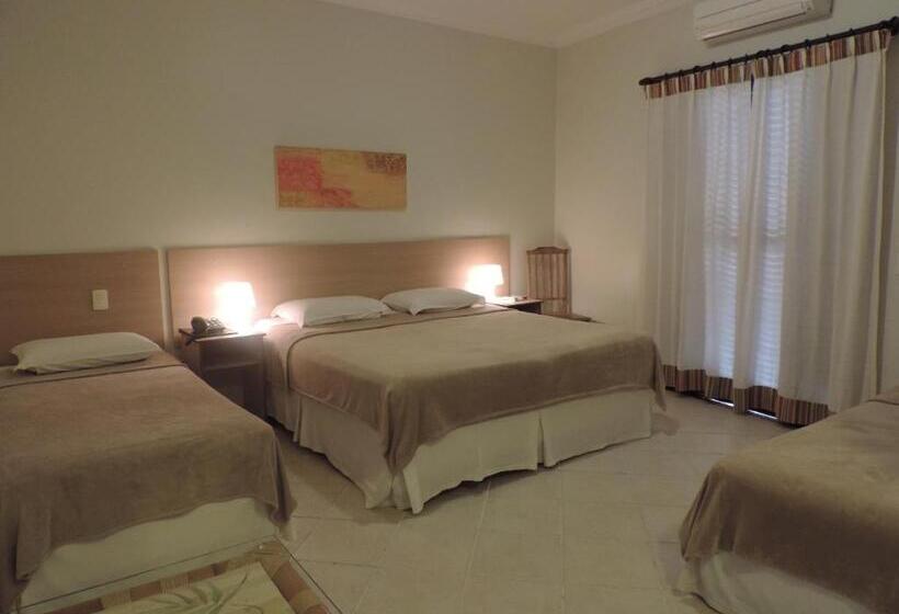 اتاق لوکس چهار تخته, Costa Balena Piscina Aquecida Coberta