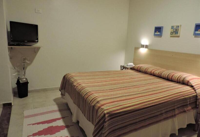 سوییت, Costa Balena Piscina Aquecida Coberta