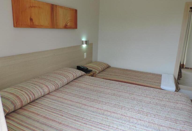 اتاق استاندارد سه نفره, Costa Balena Piscina Aquecida Coberta