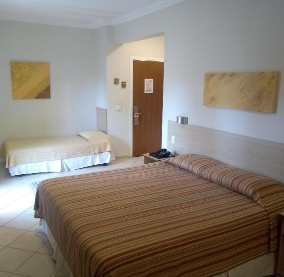 اتاق لوکس چهار تخته, Costa Balena Piscina Aquecida Coberta