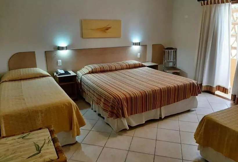 اتاق لوکس چهار تخته, Costa Balena Piscina Aquecida Coberta