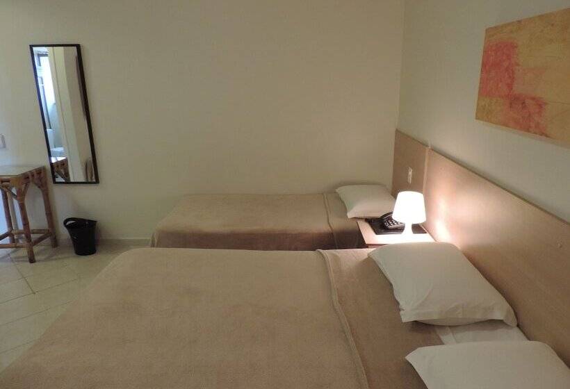 اتاق لوکس چهار تخته, Costa Balena Piscina Aquecida Coberta