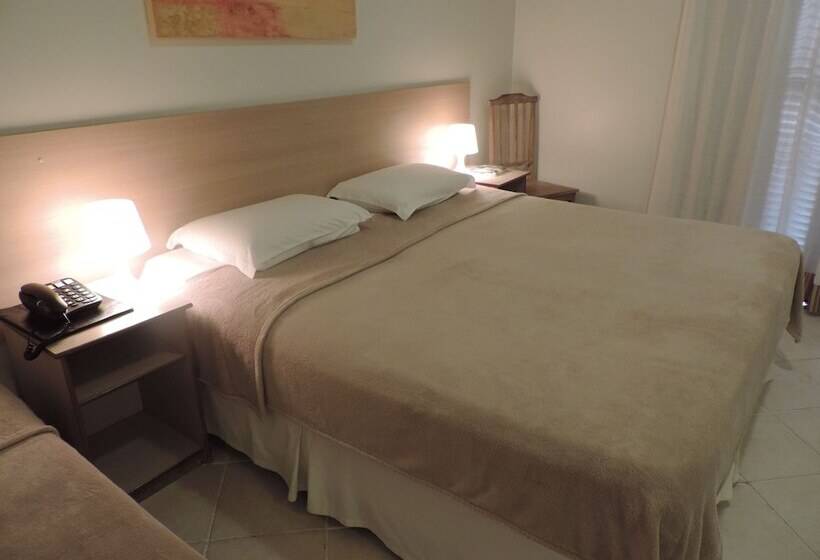 اتاق لوکس چهار تخته, Costa Balena Piscina Aquecida Coberta