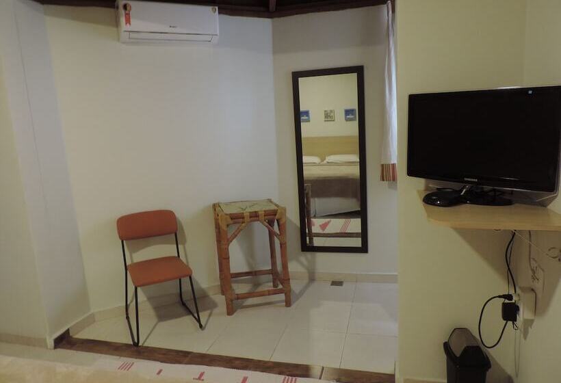 سوییت, Costa Balena Piscina Aquecida Coberta