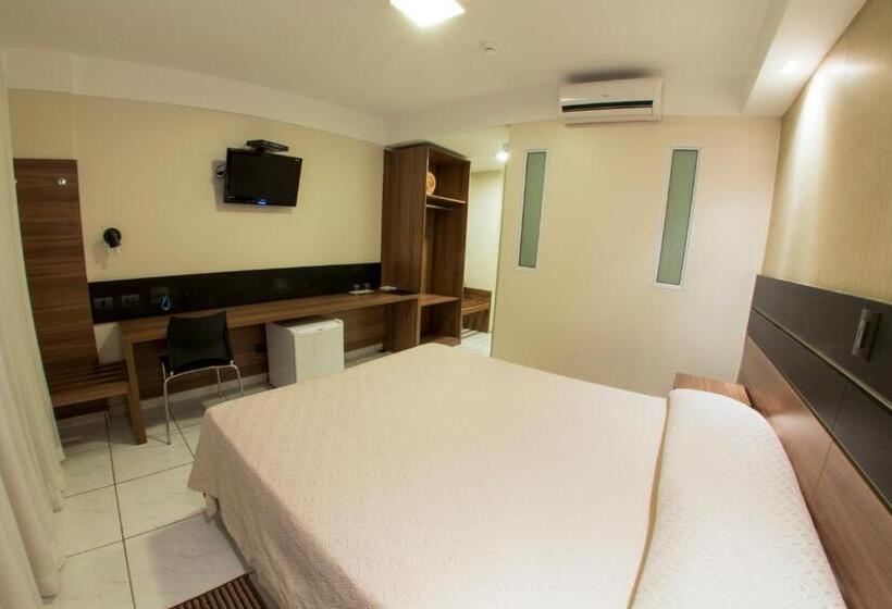 חדר פרמיום, Estoril