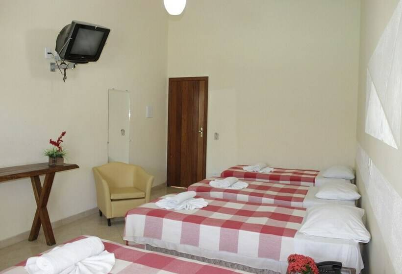 スタンダード4人部屋, Porto Garden