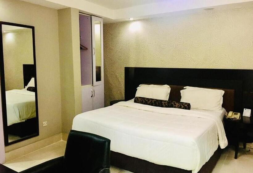 اتاق استاندارد, Bw Starfire