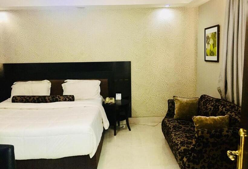 اتاق استاندارد, Bw Starfire