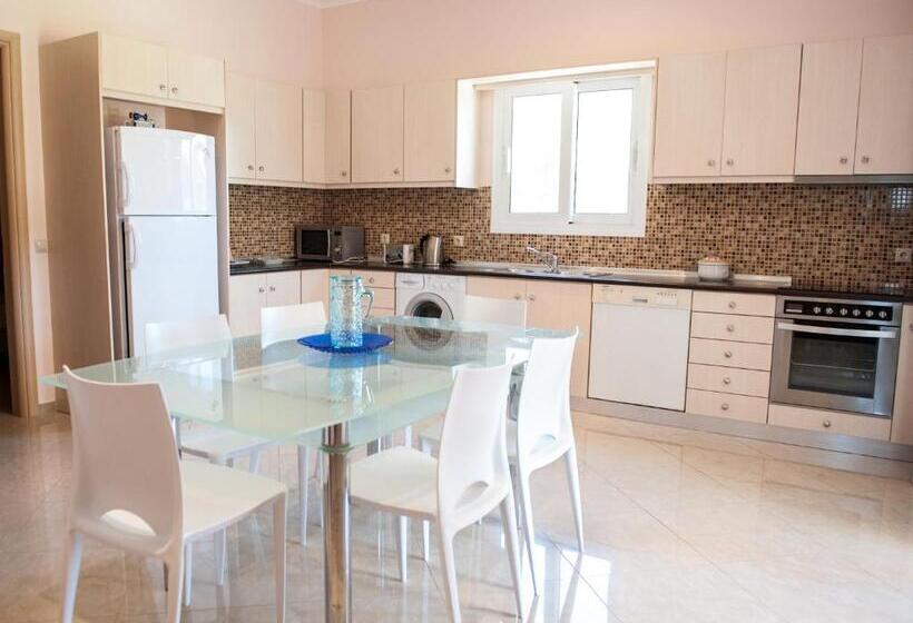 וילה בת 3 חדרי שינה, Residence Poseidon