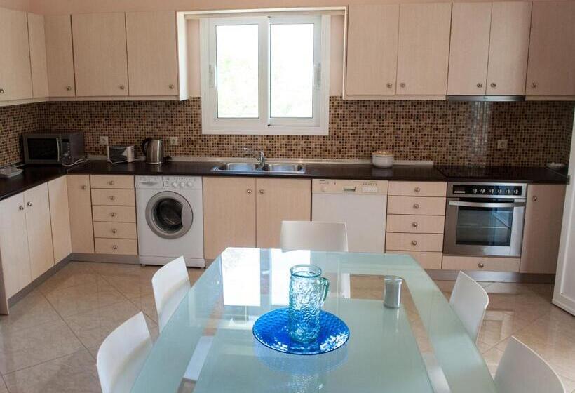 וילה בת 3 חדרי שינה, Residence Poseidon