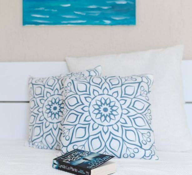 דירת שני חדרים, Residence Poseidon