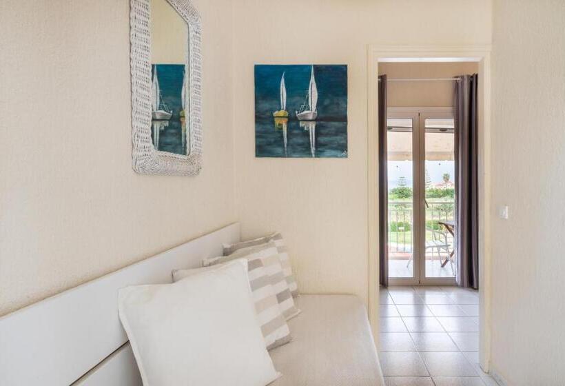 דירת חדר, Residence Poseidon