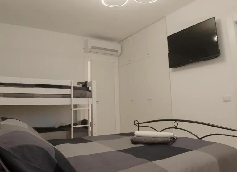 Standard Neljän Hengen Huone, B&b Milena