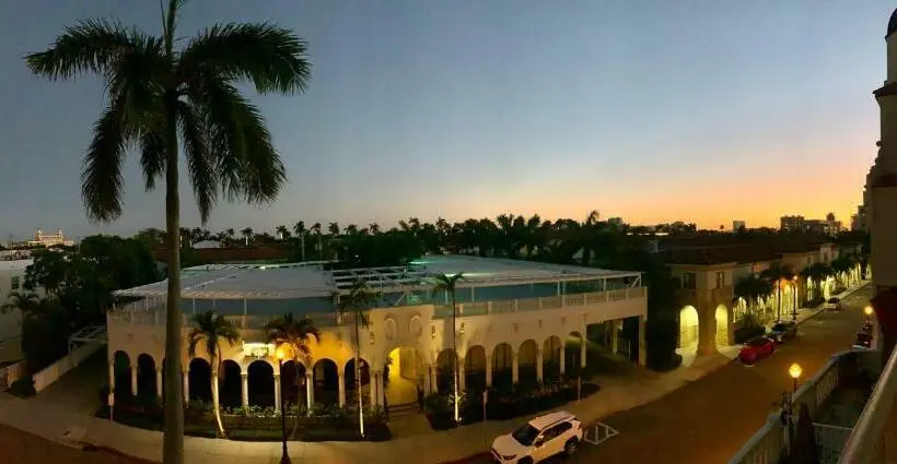 バルコニー付きスタンダードステューディオ, Palm Beach Historic Hotel With Juliette Balconies! 2 Blocks From Beach!